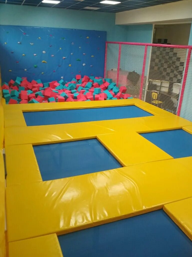 портал южно-сахалинск батутный. батуты сарапул. батутный центр чайковский акварель. небо батутный центр на севастопольском. город чайковский батутный центр.