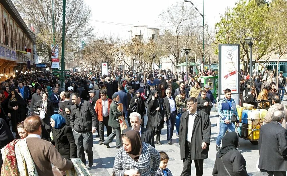 Жители Ирана. Население Ирана 2023. Жители Еревана. Ереван население 2022.