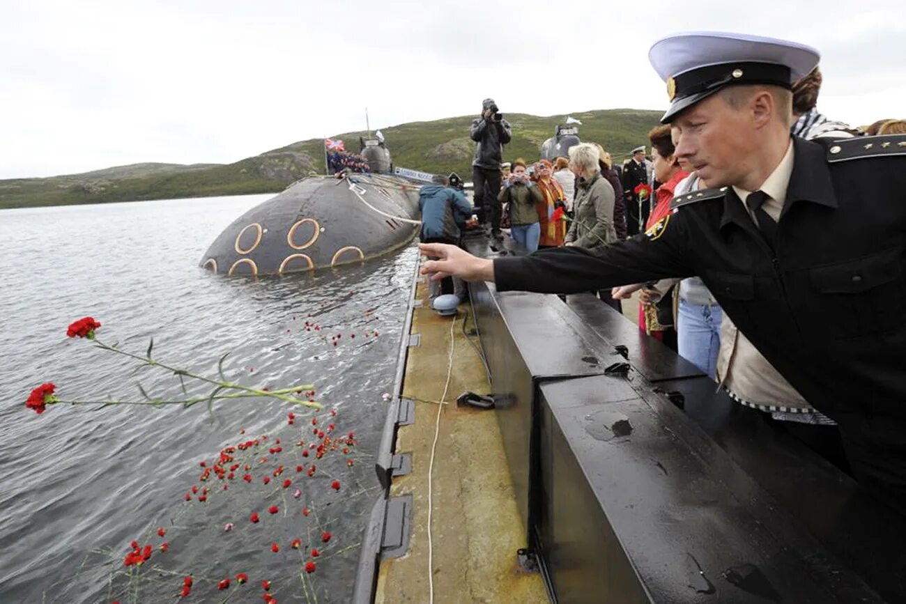 Гибель апл курск. К-141 «курск». подводная лодка &quot;курск&quot;. подводная лодка к-141 «курск». гибель атомной подводной лодки к-141 &quot;курск&quot;.