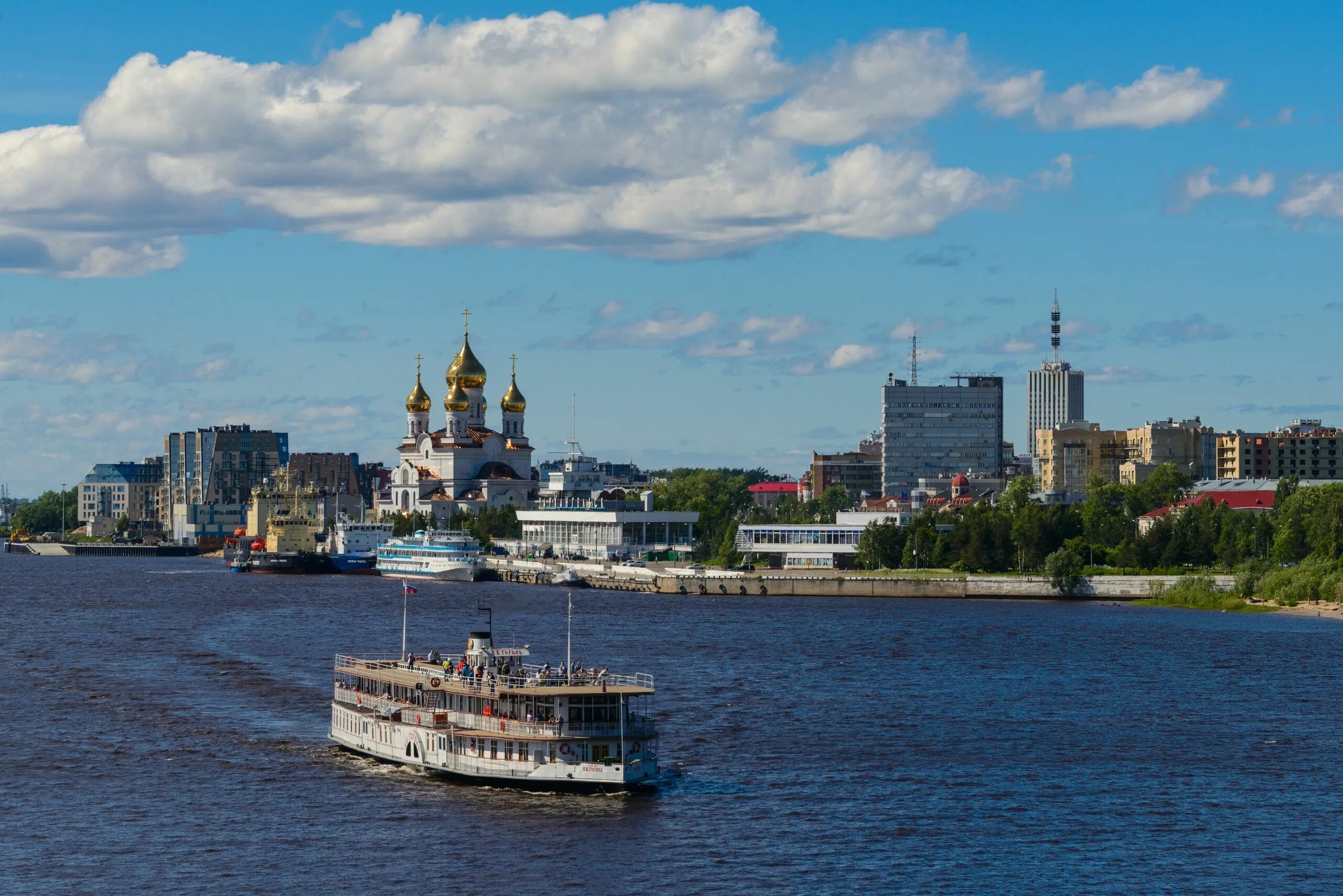 Бассейн реки северная двина. Дельта архангельск набережная. Где находится река северная двина на карте. Архангельск набережная северной двины. Город на северной двине на букву к.