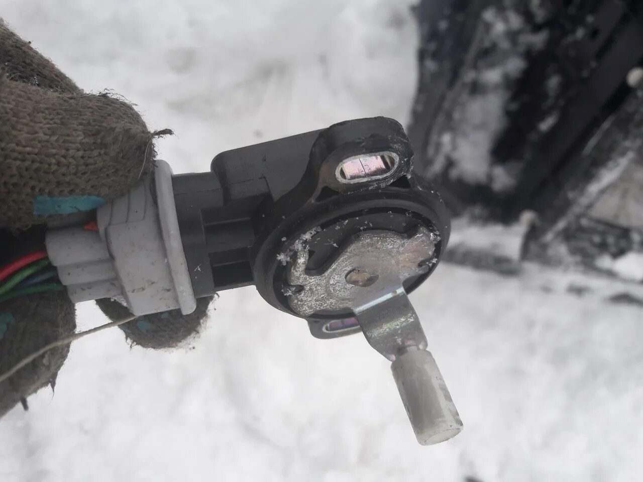 Датчик педали ниссан альмера классик. Датчик педали газа ниссан альмера. датчик педали газа almera classic. датчик ниссан альмера классик 18919am810. ниссан альмера 2007 заглушка педали газа.