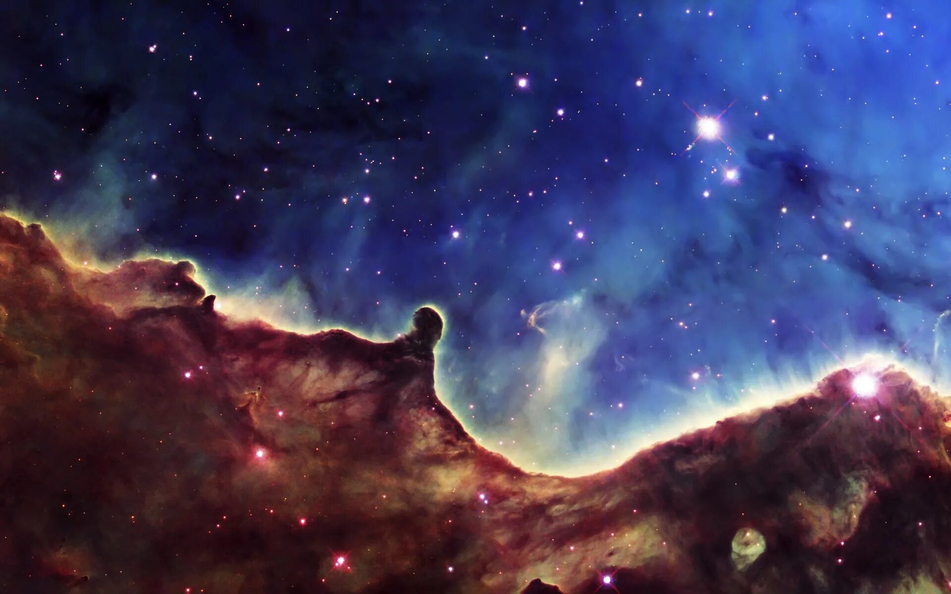Город связанный с космосом. Туманность NGC 3324. Туманности в космосе.