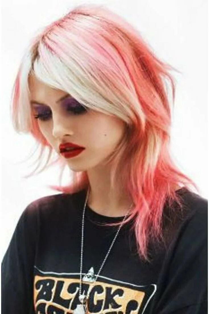 Красно белые волосы. Блондинка с яркими прядями. Рыжий блонд. Креативное окрашивание волос. Двухцветное окрашивание волос.