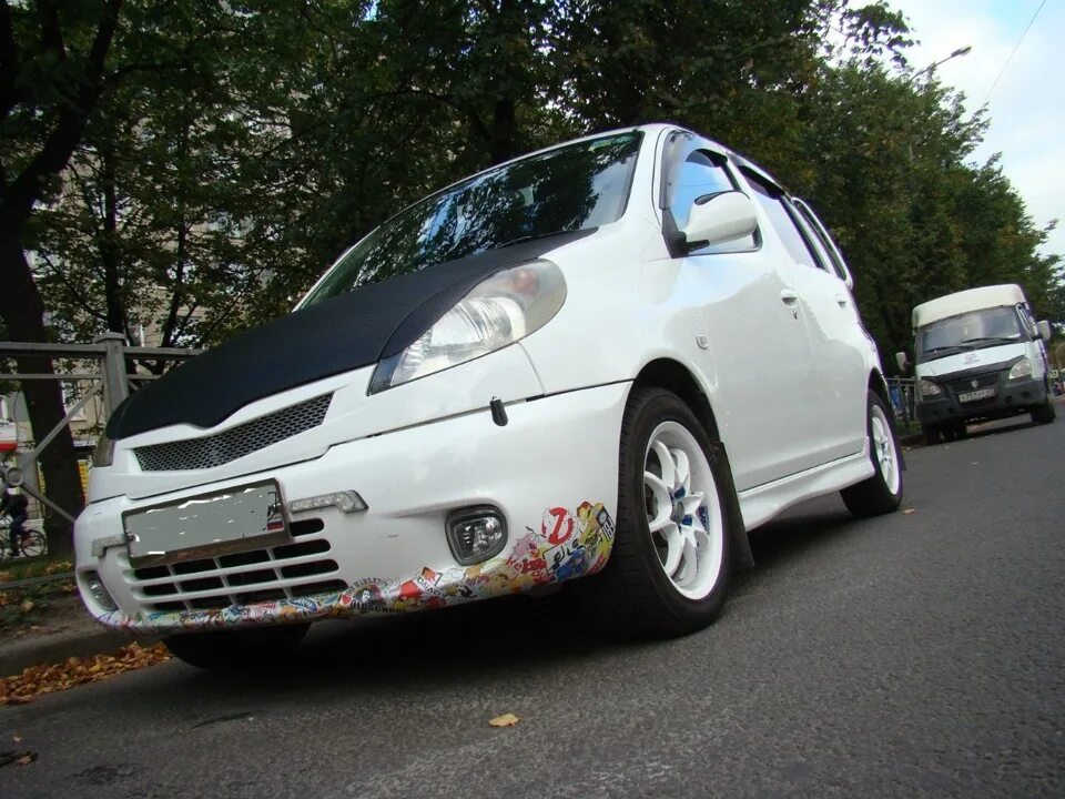 Тойота руками фото. Тойота функарго 2025. функарго гонка. funcargo lowriders. косплей функарго.