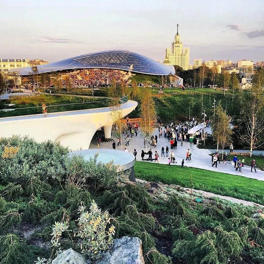 Куда сходить в москве парки. Парк зарядье москва. ландшафтный парк зарядье. парк заря в москве. красная площадь зарядье.