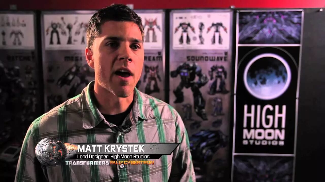 Transformers high moon. Transformers fall of cybertron weapons. High moon studios ава. High moon studios. High moon studios transformers.