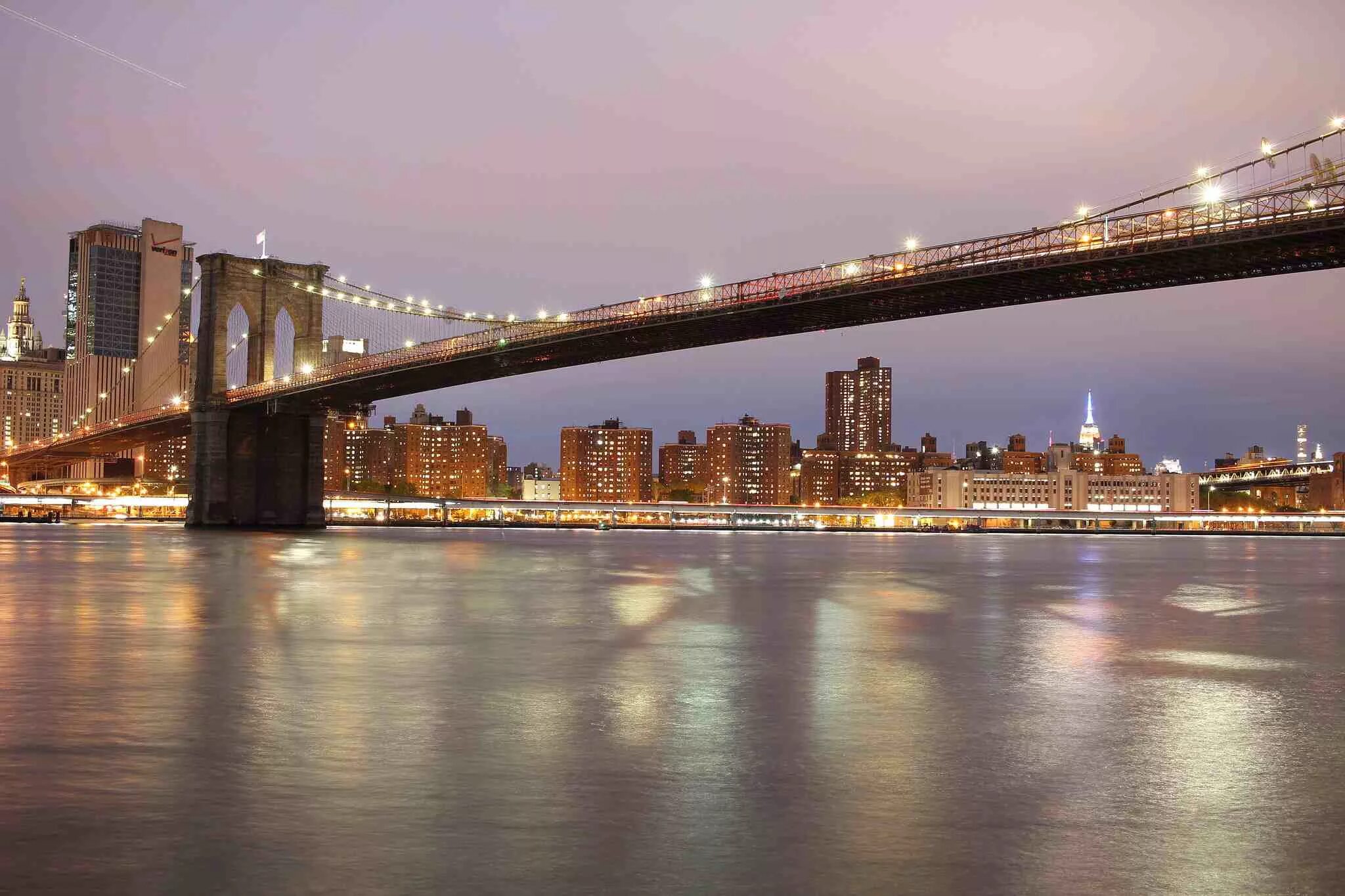 Бруклин мост. Бруклинский мост Нью-Йорк. Бруклинский мост Бруклин и Манхэттен. Вид с Бруклинского моста в Нью-Йорке. Достопримечательности Нью Йорка Бруклинский мост.