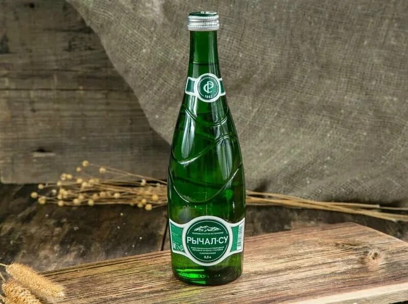 Рычал су дагестан. Вода рычал су показания. Завод мин вод рычал су. Рычал-су 1 л газ. Рычал-су минеральная вода 750.