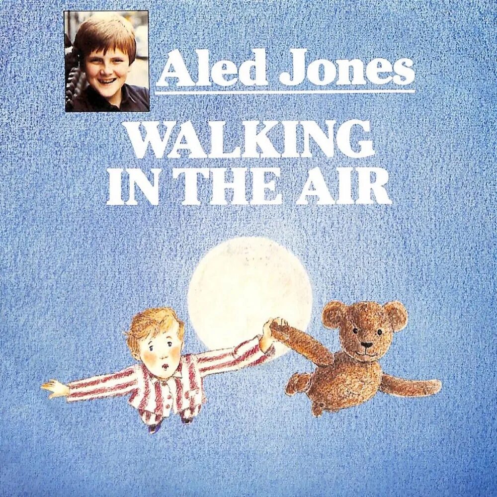 To be walking in the air. Алед джонс. walking in the air. peter auty - walking in the air. обложка песни walking in the air.