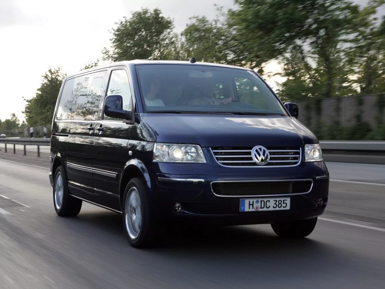 VW Transporter t5 2003. Фольксваген Транспортер t5. Фольксваген т5 2003. VW Multivan t5. Фольксваген 2003 т5