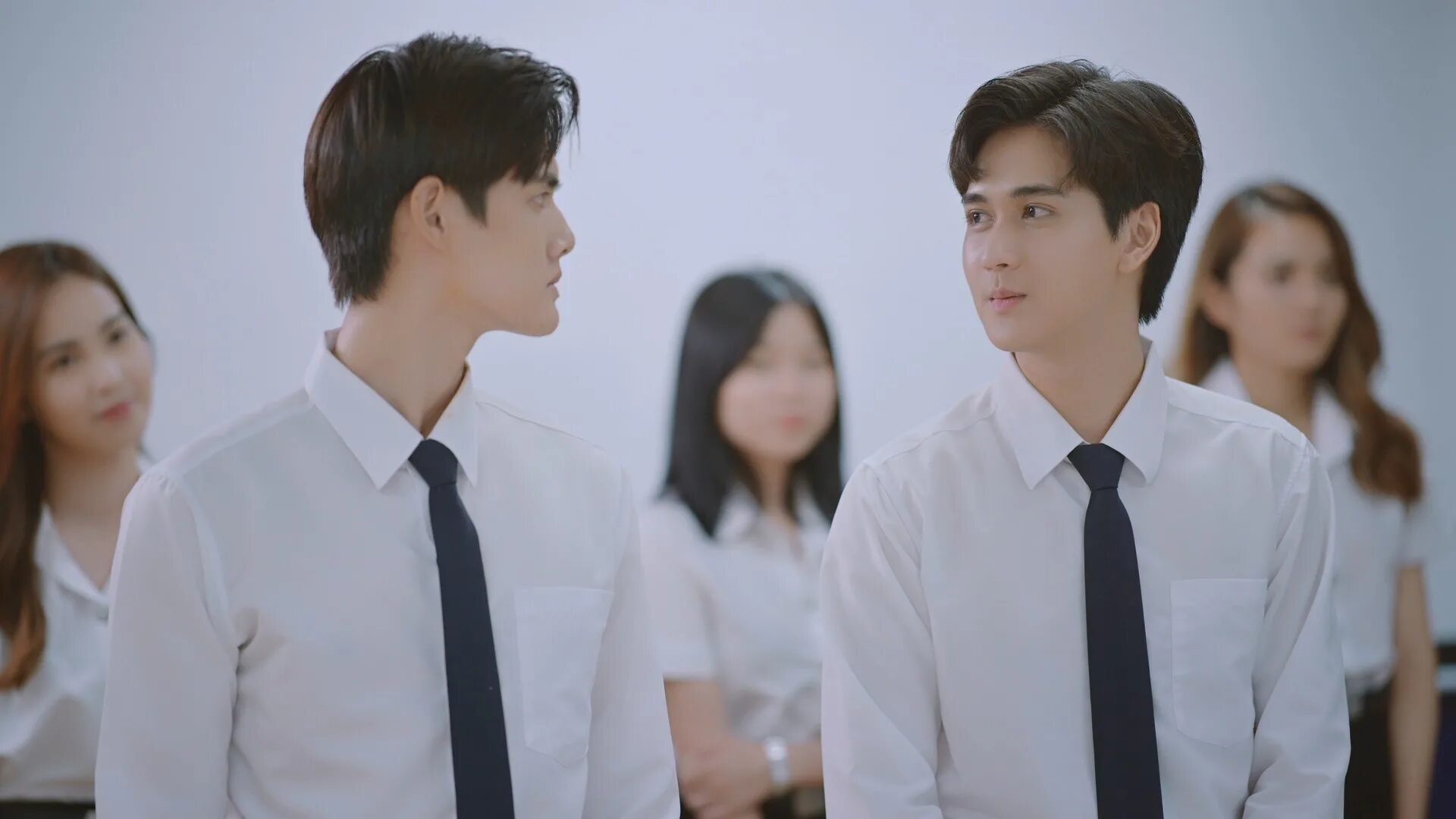 Серии twins. Twins the series ep 11. Twins the series ep 11. Близнецы сериал. Любовь по воле случая дорама.