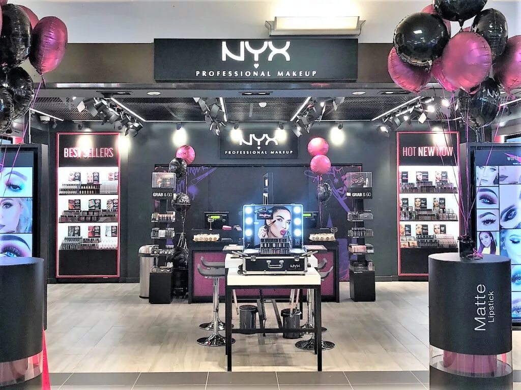Nyx косметика магазины в москве. стенд для косметики. магазин косметики nyx. Nyx косметика магазины в москве. Nyx магазин.