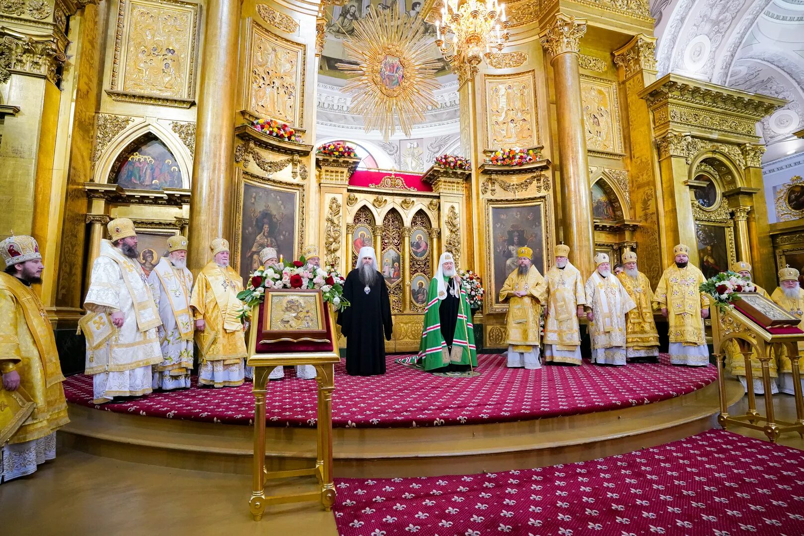 Предстоятель русской православной. Патриарх Арзамас освящение Воскресенского собора. Православный храм. О литургии. Проекты кафедральных соборов.