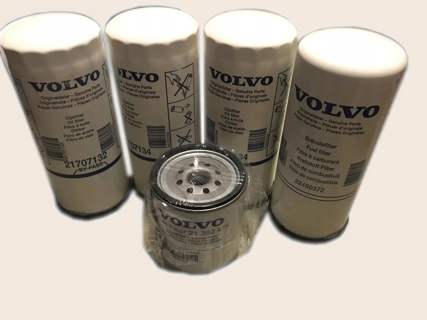 фильтр масляный volvo 8692305. комплект фильтров вольво фш13. оригинальные фильтра вольво. топливный фильтр на вольво внл д12. оригинальные фильтра вольво.