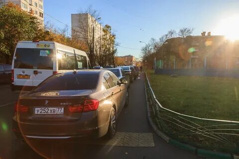 Штраф за парковку на тротуаре в москве