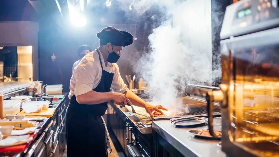 Will works for food. Food works. Предприниматель кафе. Таблетки на столе. Бургерная бизнес.