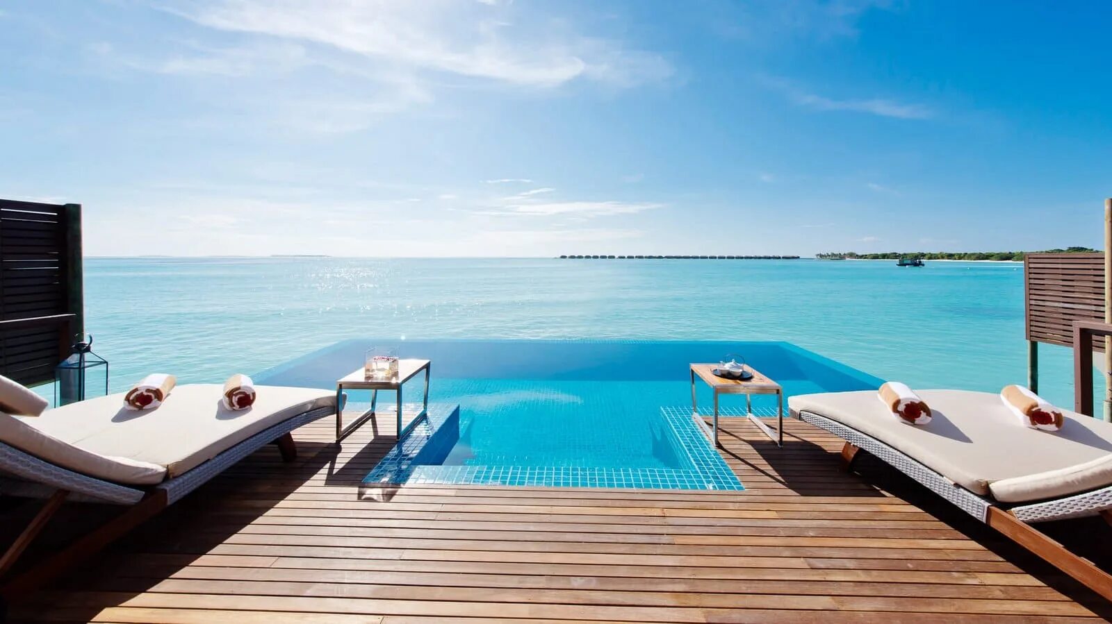 Бассейн океана моря. Мальдивы hideaway beach resort spa. le meridien maldives resort spa 5 мальдивы. мальдивы оушен вилла. инфинити бассейн мальдивы.