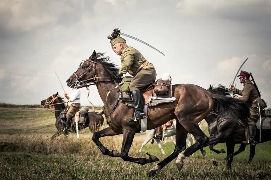 Кавалеристы буденовцы. Казачья атака. Кавалерийская атака Казаков красной армии. Кто такие кавалеристы