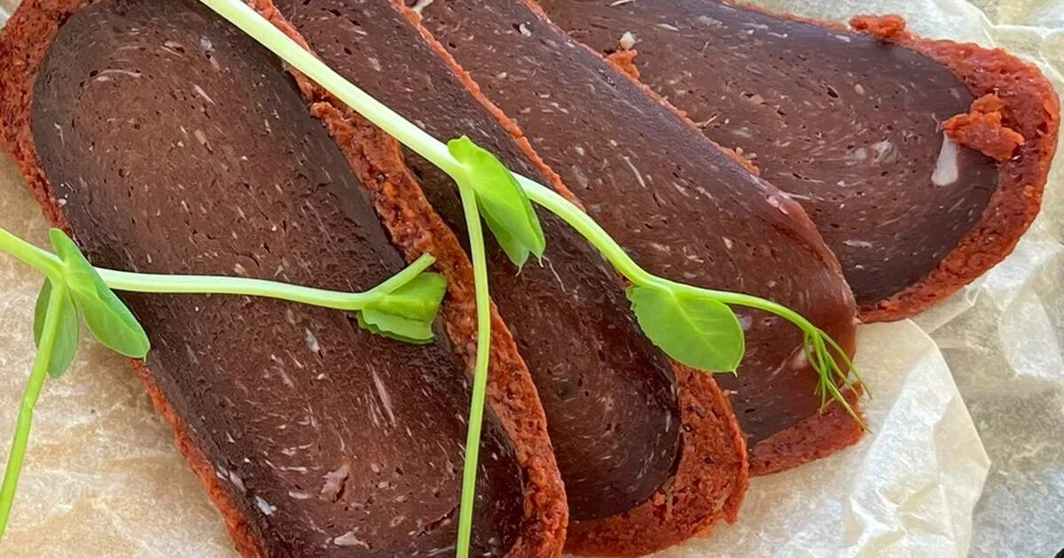 Армянская бастурма из говядины. Бастурма армянская. Презентация на тему национальная армянская кухня. Бастурма грузинская. Бастурма армения.