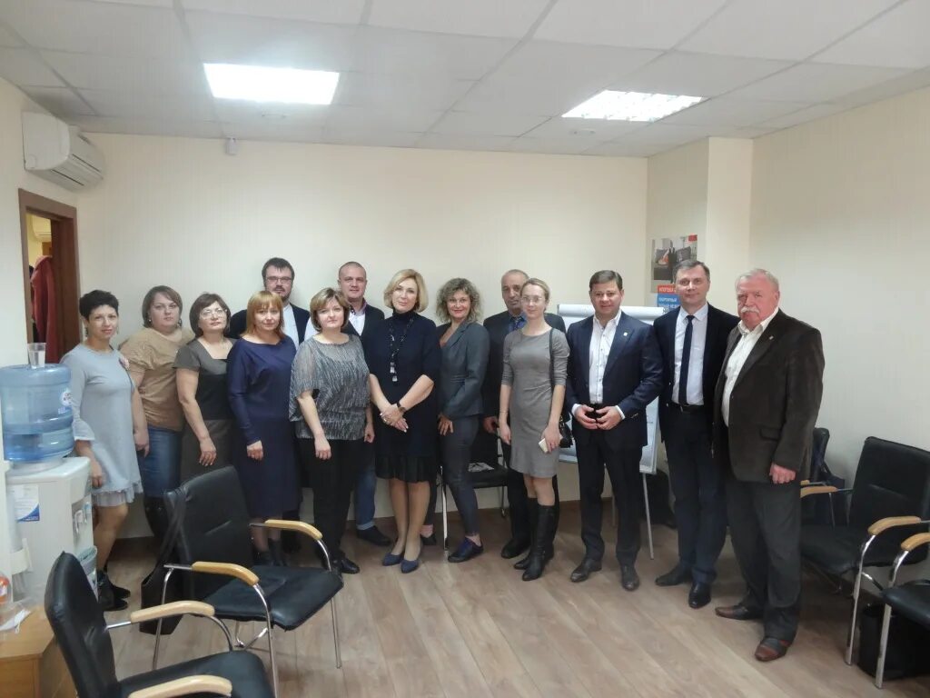 ан этажи спб. сотрудники компании этажи. агентство недвижимости города отзывы сотрудников. компания этажи новосибирск. сотрудники агентства недвижимости.