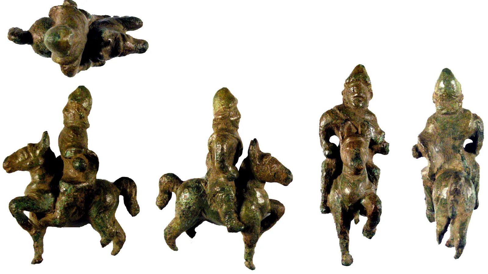 3 бога древнего рима. Пенаты боги Хранители. Древние бронзовые статуэтки. Монгольские статуэтки из бронзы. Пенаты статуэтки.