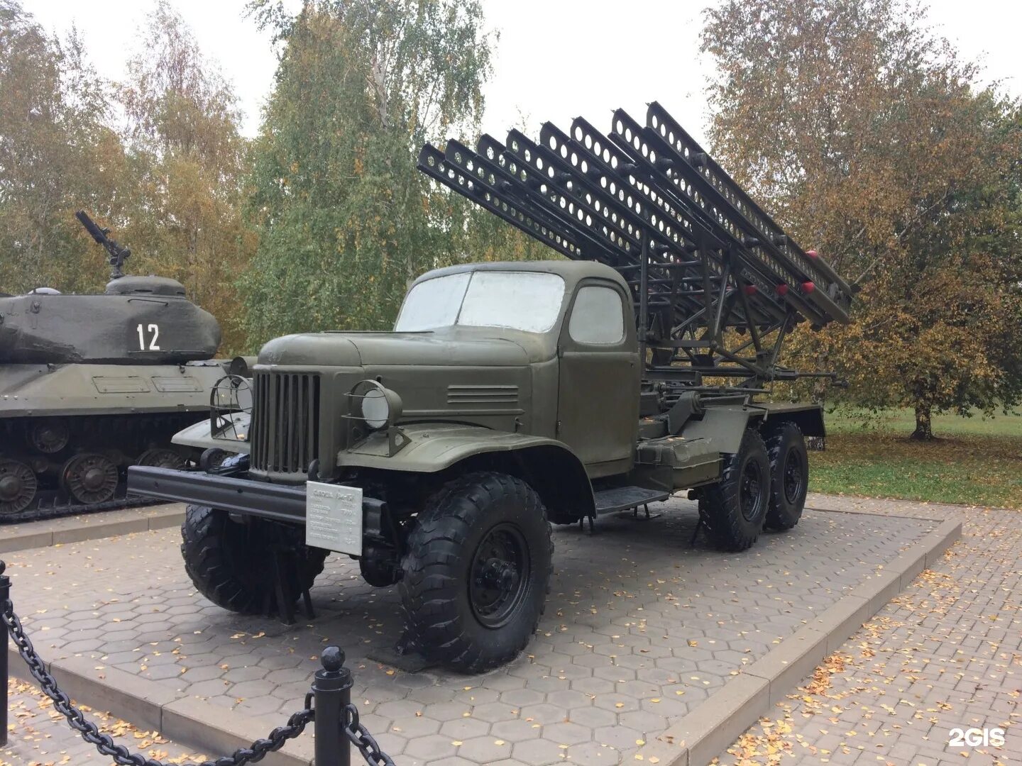 Сборная модель Ракетная установка БМ-13Н (US6) "Катюша"