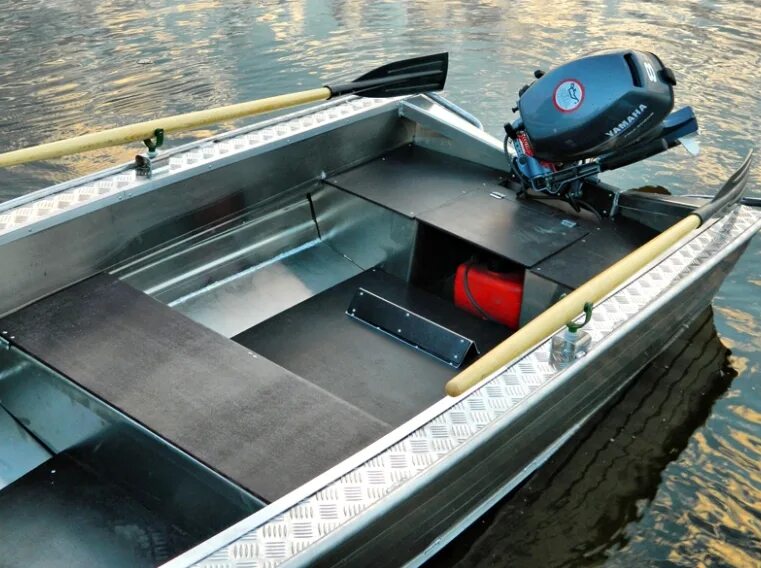 Лодка вятбот 390р. Лодка wyatboat 390у. вятбот 390. вятбот 390 про с мотором 9.9 л.с. лодка вятбот 390 р и мотор 5 л с.