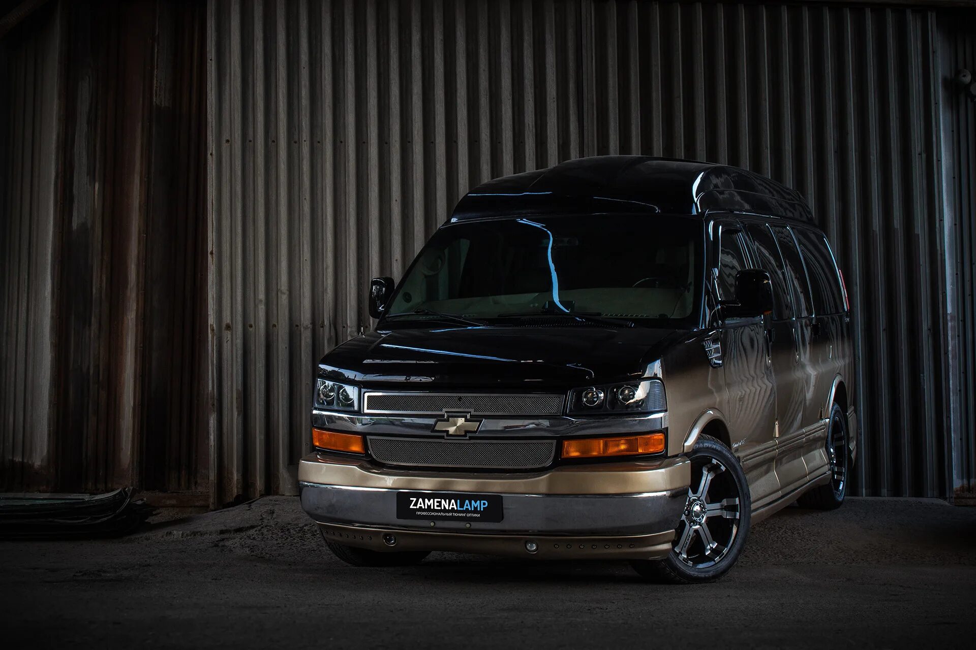Custom express. Chevrolet express 2018. chevrolet express 2017. chevrolet express tuning. kronkraft chevrolet express.