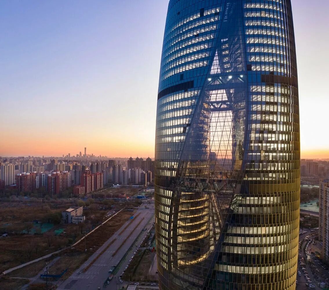 Современный небоскреб. Башня Leeza Soho, Пекин, Китай. Небоскреб Leeza Soho. Leeza Soho Заха Хадид.