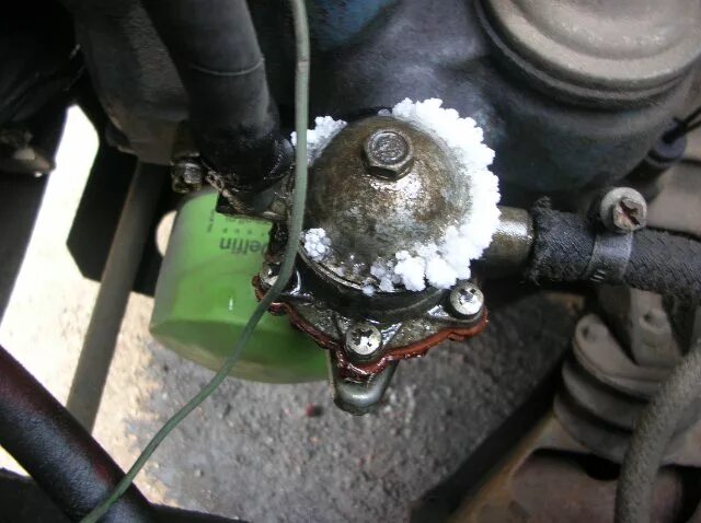 Перегревается бензонасос ваз 2105. Бензонасос 2107. Бензонасос пекар 2109. Насос подкачки топлива ваз 2106. Замена бензонасоса ваз 2106.