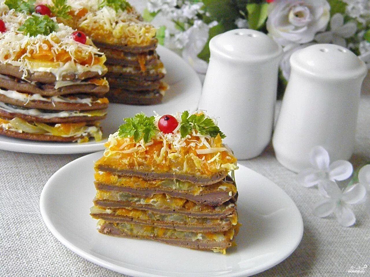 Драники с овощами. Салат дамский каприз с курицей и ананасом. Кулинария новые рецепты. Кулинария новые рецепты. Салат с крабовыми палочками и сухариками.