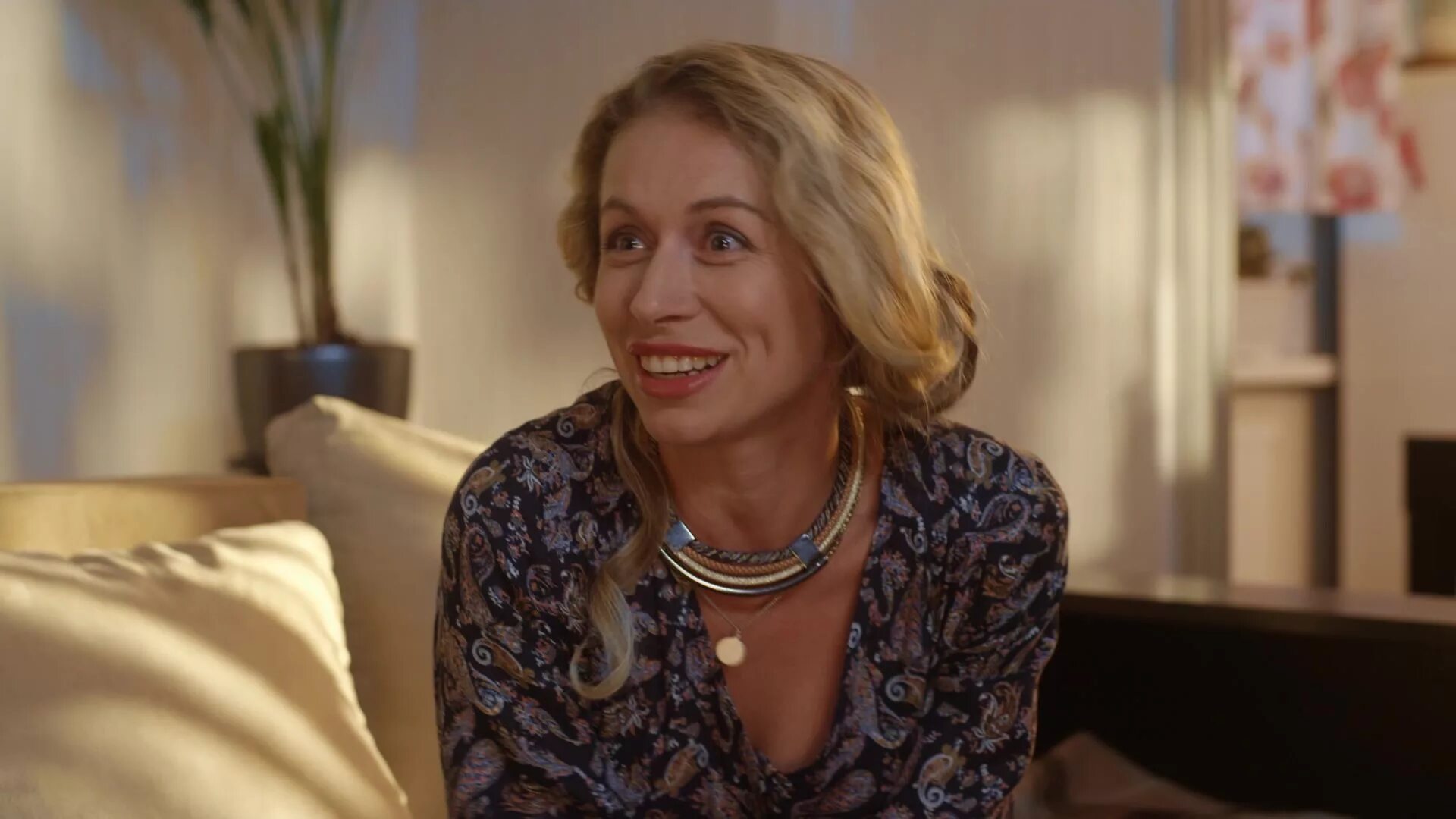 Сериал замуж. Замуж после всех содержание. Замуж после всех содержание. Эльвира болгова замуж после всех. Фильм замуж после всех актеры.