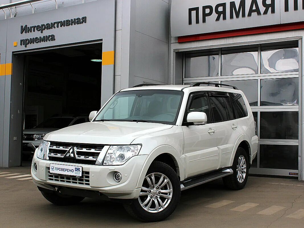 Мицубиси с пробегом дизель. Митсубиси Паджеро РОЛЬФ. Mitsubishi Pajero 2014. Митсубиси Паджеро 2014г. Митсубиши Pajero 2014.