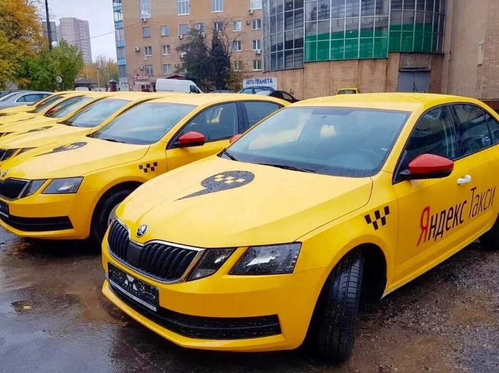 Такси в аренду без залога и депозита. Skoda Octavia 2019 такси. Skoda Octavia a7 Taxi.