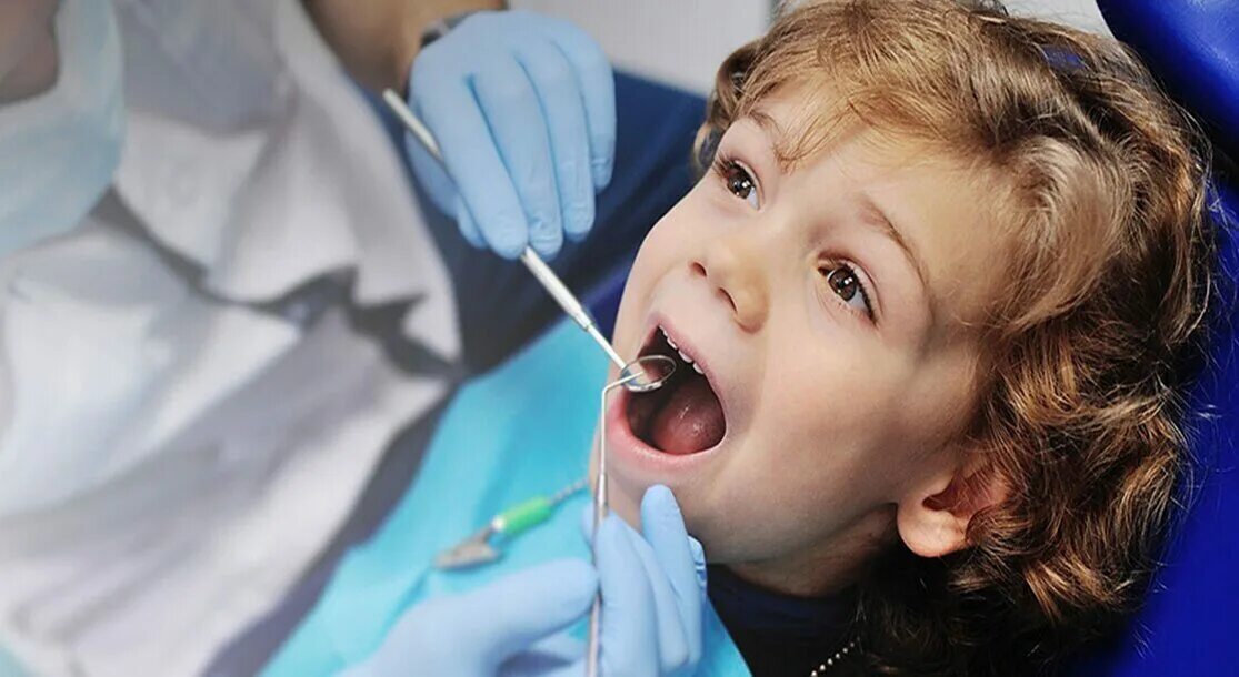 Гигиена полости рта для детей. Профессиональная чистка детям. Проф гигиена ротовой полости детям. Стоматология дети. Профессиональная чистка детям.