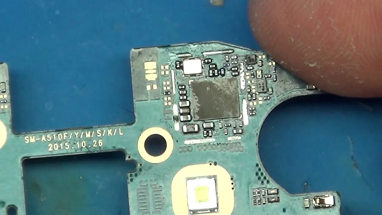 Samsung не работает wifi. Samsung a510 wifi ic. samsung a10 wifi solution. samsung a33 реболл. samsung a520 wi-fi.