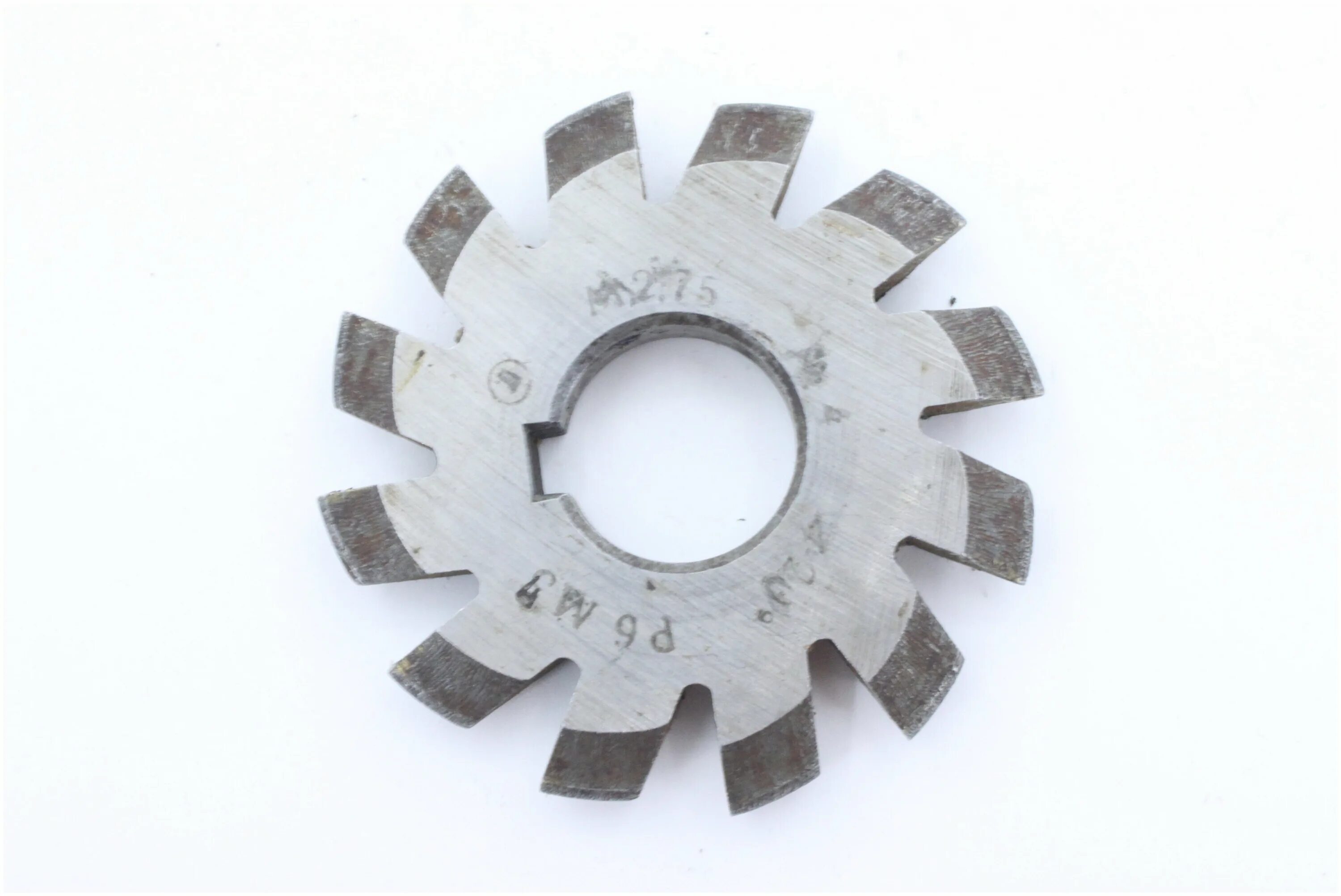 Тип фрезы: цилиндрические, дисковые, торцевые, концевые. Фрезерование торцов цилиндрической фрезой. Дисковая трехсторонняя фреза схема. Фреза трехсторонняя дисковая по металлу гост. Конструкция цилиндрических фрез.