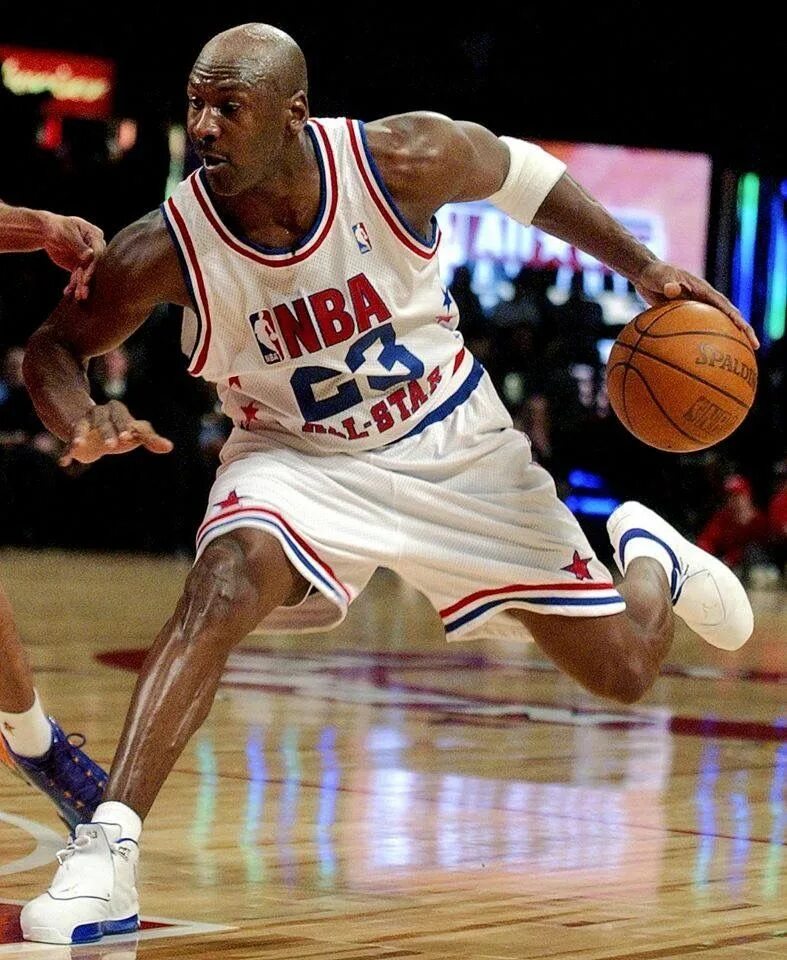 Maikl Jordan баскетболист. Лучший баскетболист всех времен