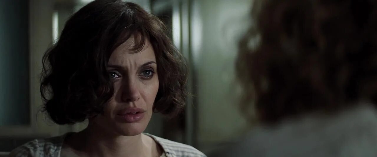 подмена с анджелиной джоли. Changeling 2008 angelina jolie. анджелина джоли подмена 2008. подмена с анджелиной джоли. анджелина джоли подмена 2008.