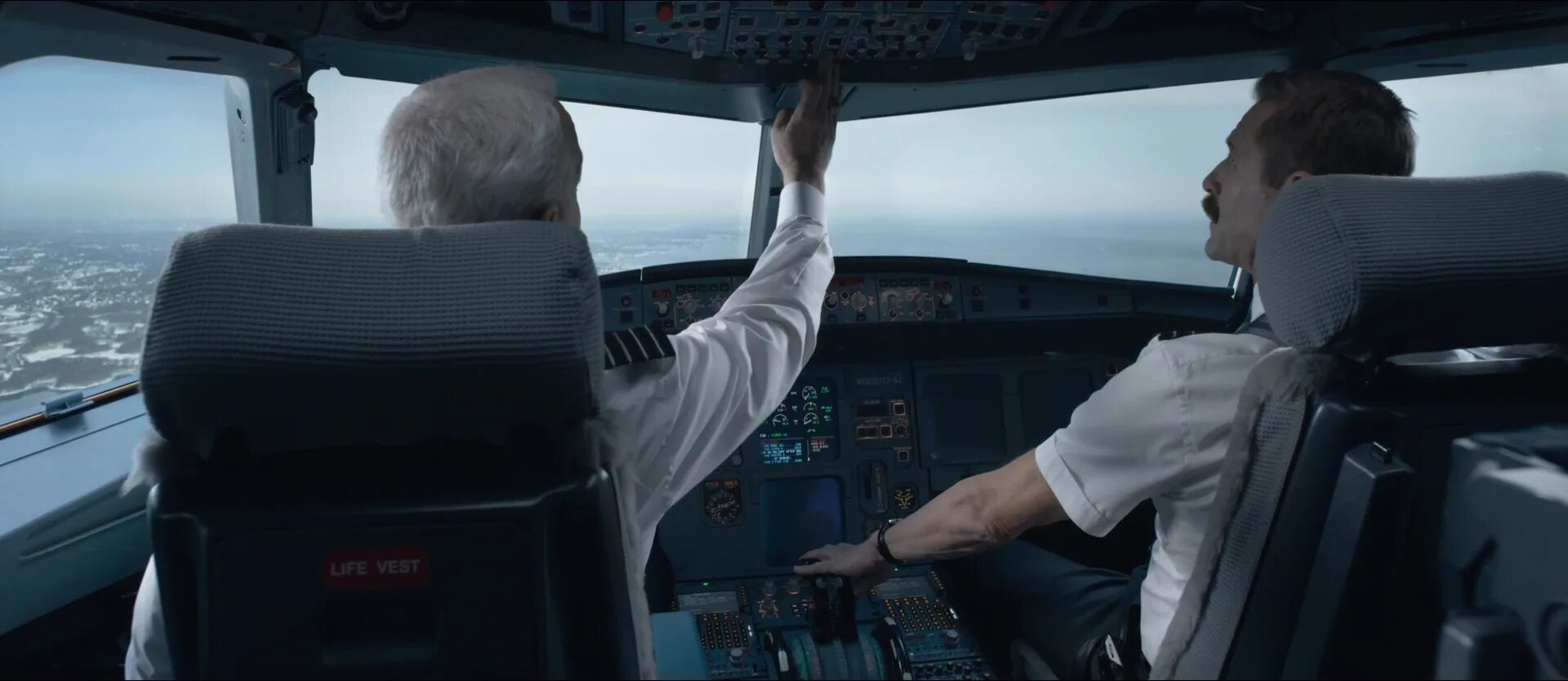 Чудо на Гудзоне (2016). Sully 2016. Включи гудзон на машине