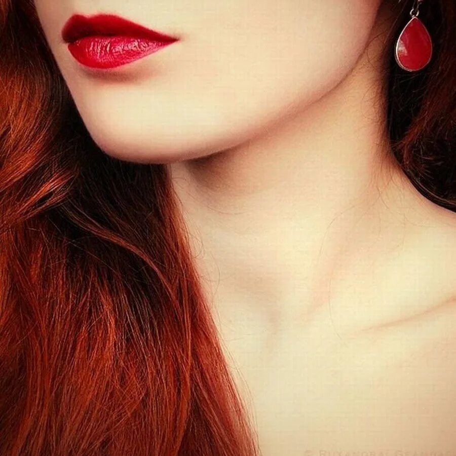 Рыжие девушки. Девушка с рыжими волосами. Девушка с красными волосами. Красивые девушки с красными волосами. Young redheads