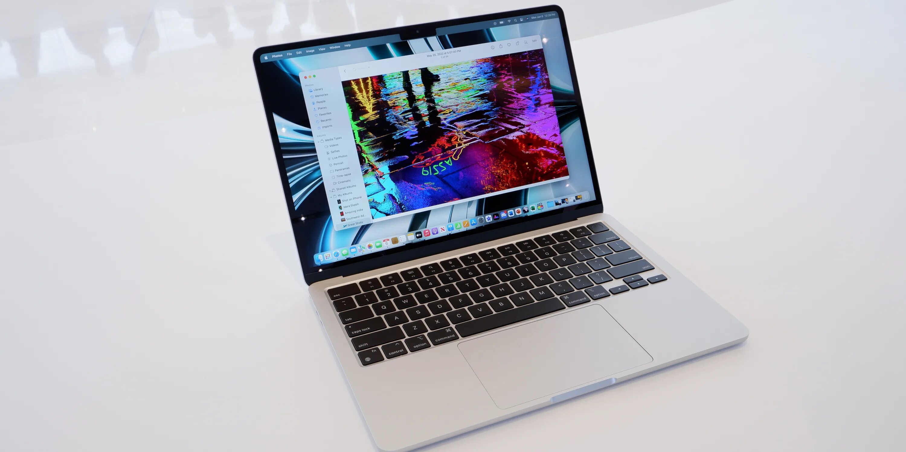 Macbook air 2022 обзор. MACBOOK Air m2 2022. MACBOOK Air m1 2022. Apple MACBOOK Air m2. Mac Air 2022.