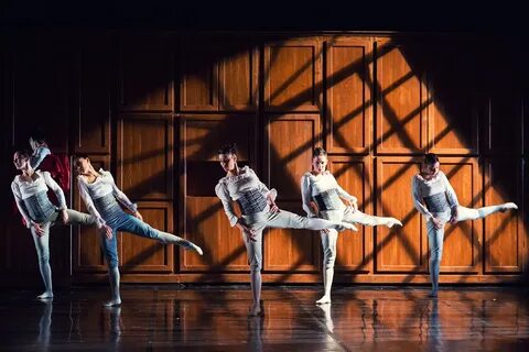 Spellbound Contemporary Ballet (Rome, Italy). performing Rossini Ouvertures...