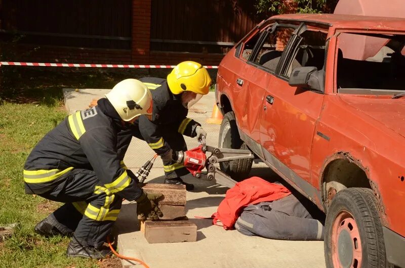 Аварийно спасательные формирования статус спасателя. Аварийно-спасательные службы и формирования. аттестация аварийно-спасательных служб. аттестация спасателей насф. 9. аттестация аварийно-спасательных служб (формирований) и спасателей..