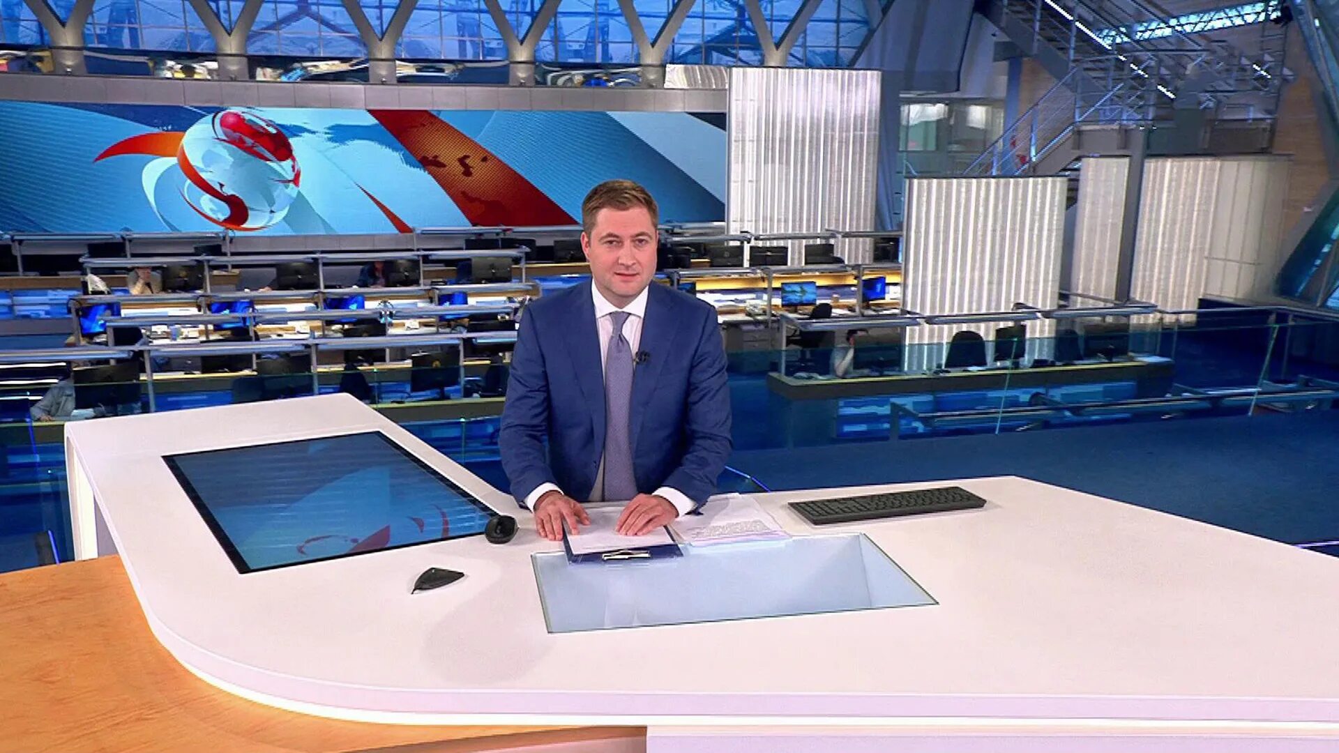 Техника первого канала. Новости первый канал. Информационная канал вести.