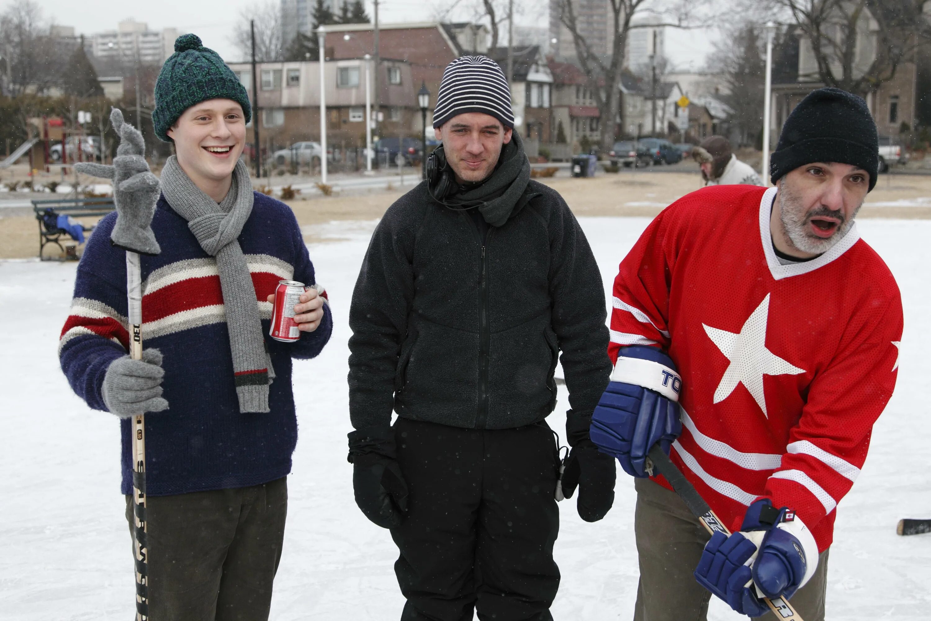 Хоккейный папа фильм. Хоккейный папа. Игры вместе с папой хоккей. Хоккейные папы режиссер. Хоккейный папа фильм.