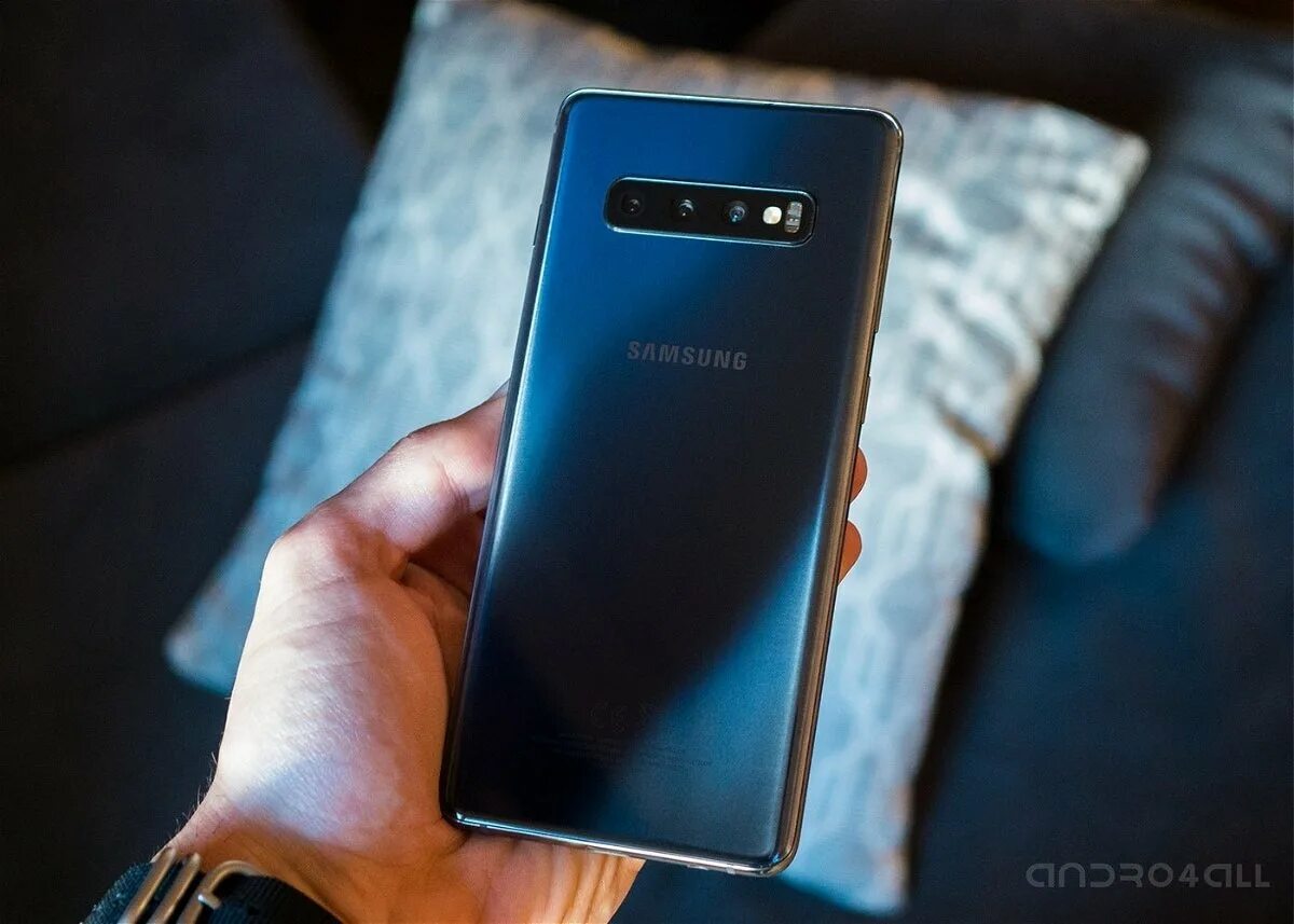 Самсунг 10 версия. Samsung Galaxy s10. Samsung Galaxy s10 Plus. Samsung Galaxy s10 / s10 +. Самсунг галакси ЭС 10.