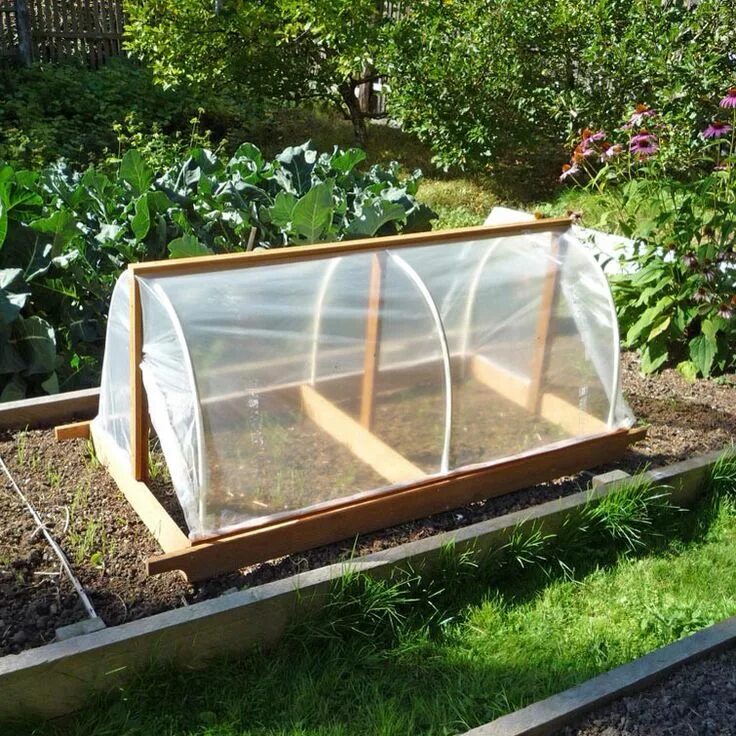 Парник своими руками самые лучшие проекты Méthode du potager en carré : Photos Jardin en carré, Amenagement jardin, Jardin