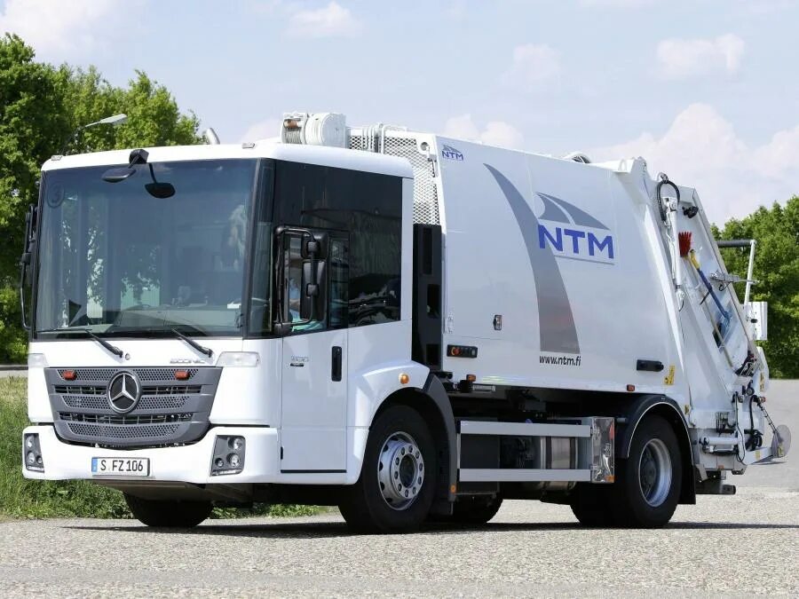Полюстровский автобус мусоровоз. Мусоровоз scania 6x2 zoeller. Money collector truck. Мусоровоз мкз 7017. Renault midlum мусоровоз.