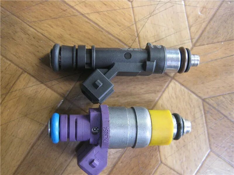 Какие форсунки подойдут. Форсунка 405 евро-2 siemens. форсунки siemens змз 406. форсунки 405 евро 2 bosch. форсунки змз 405 евро 3.